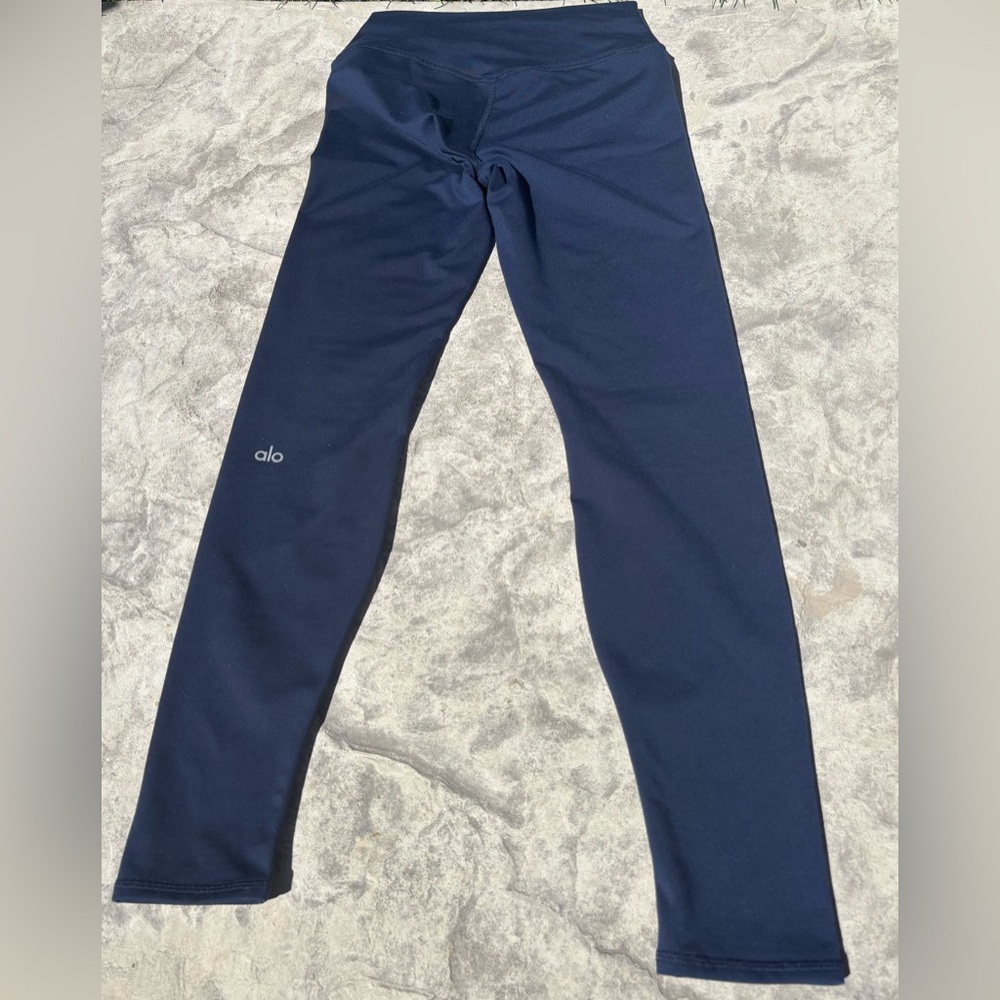 ALO Yoga Deep Blue Leggings - Picture 2 of 3